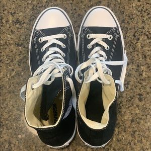Converse Chuck Taylor High Top Men’s 9.5